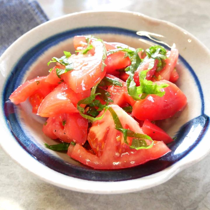 トマトと大葉のめんつゆ漬け完成２