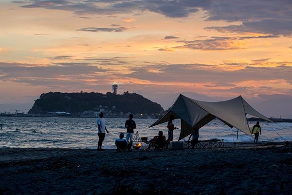 【神奈川県逗子市】アウトドアブランドの鎌倉天幕が「Sunset Harvest～秋の恵みを愉しむ収穫祭～」に登場
