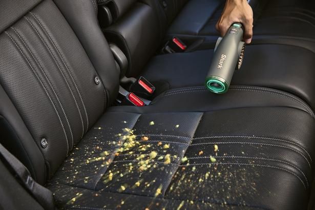 使用イメージ：車内シートの清掃