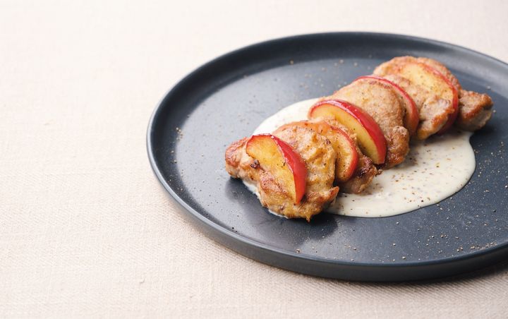 豚肉とりんごのソテーヨーグルトソース