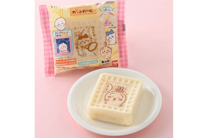 「ちいかわ わっふれーむ」／出典：ファミリーマート公式サイト