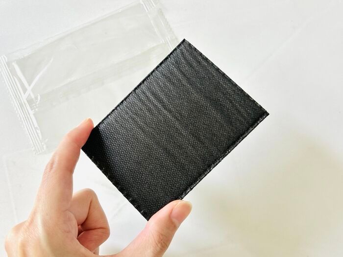 【キャンドゥ】実は秋冬も対策が必要！？今すぐ欲しくなる“ただ挟むだけ”の『真っ黒なシート』の正体は？