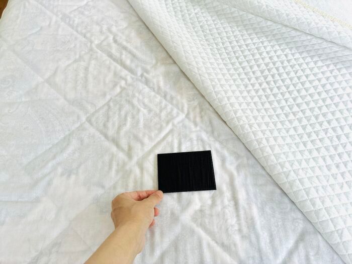 【キャンドゥ】実は秋冬も対策が必要！？今すぐ欲しくなる“ただ挟むだけ”の『真っ黒なシート』の正体は？