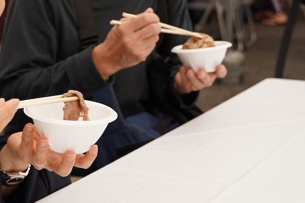 【東京都港区】国内産の最高級牛肉を無料で試食できる、「東京食肉市場まつり2026」開催！