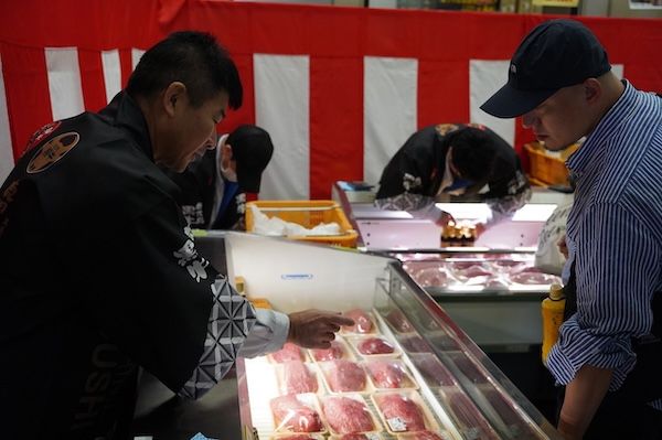 【東京都港区】国内産の最高級牛肉を無料で試食できる、「東京食肉市場まつり2026」開催！