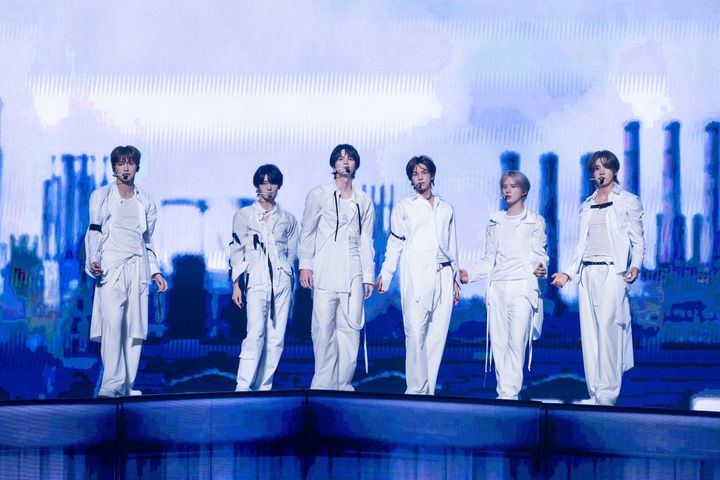 TWS、3時間の公演すべての瞬間がファンへのプレゼント！ きらめく⻘春の中に確かな成⻑を⽰した⽇本ツアー最終公演