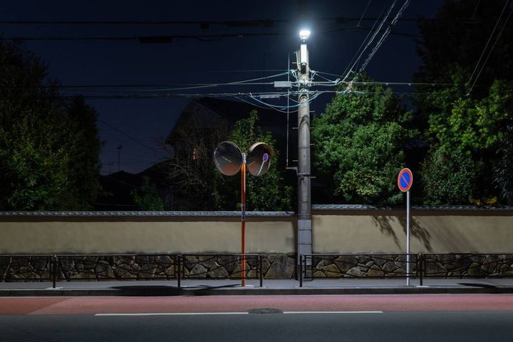 住宅街の街灯