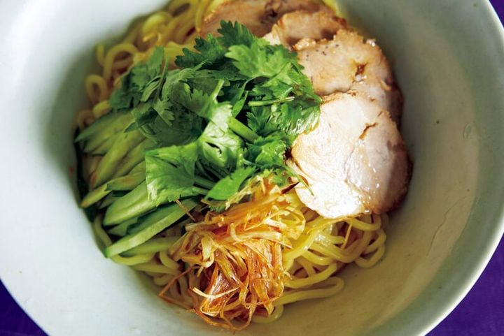 ねぎの香ばしさとたれがガツン！ 冷製油そば
