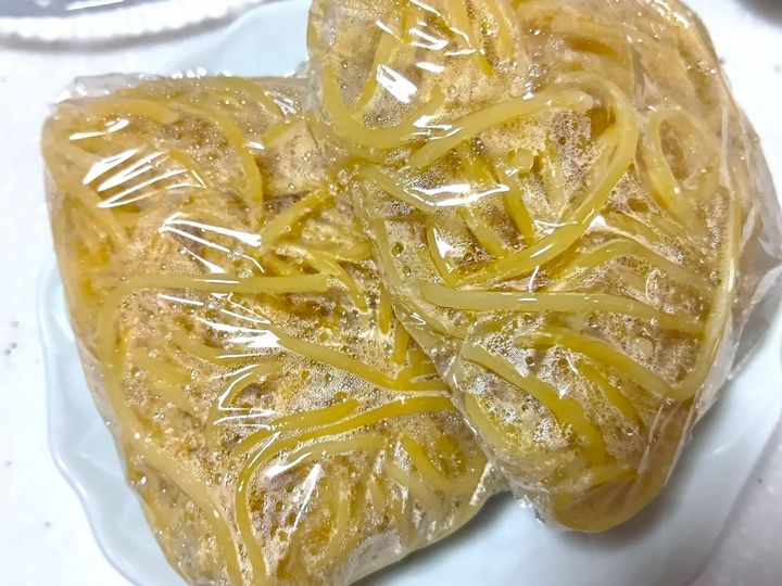 作り置き冷凍パスタ×粉末コーンスープで！もちもちベーコンきのこパスタ