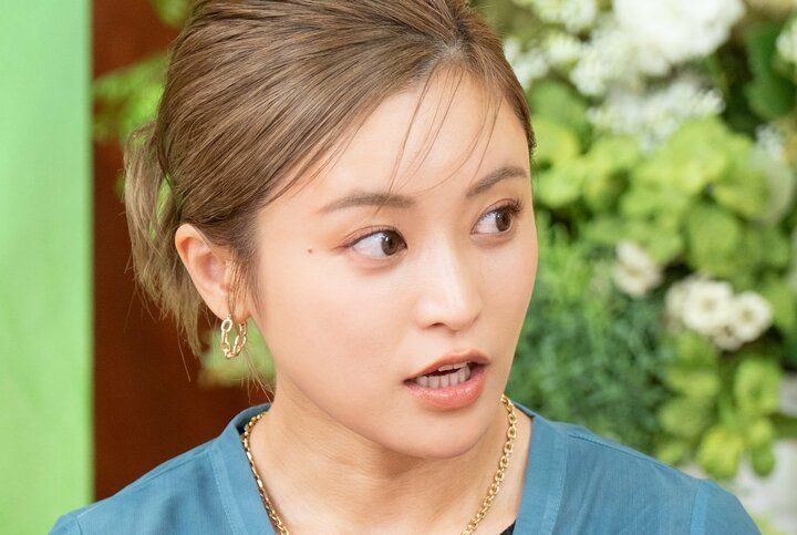 【写真・画像】1児の母・こじるり「一人っ子の2歳と全然違う」“1男8女の大家族”の2歳児に驚き 1枚目