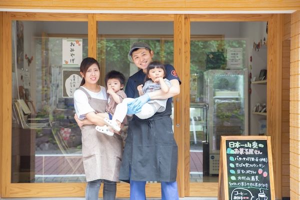 宮崎県椎葉村のバターサンド専門店が、「ふしぎ駄菓子屋 銭天堂」のハンターバターサンドを商品化。500箱限定！