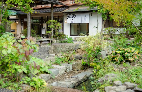 【長野県上田市】鹿教湯温泉・旧「いづみや旅館」の一角を改装し、本格クラフトジェラート店がOPEN！