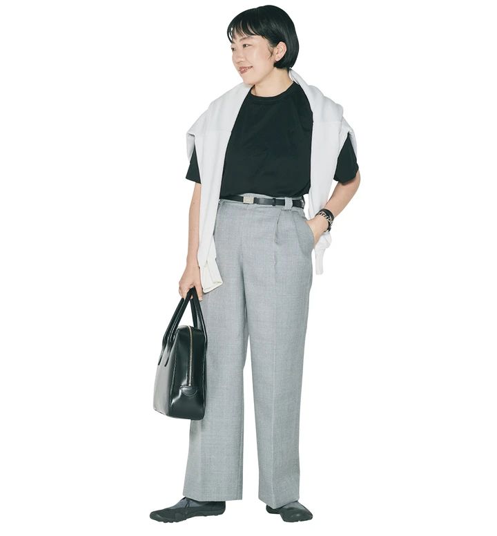 ニューバランスのグレースニーカー（スタイリスト高野麻子さん）
