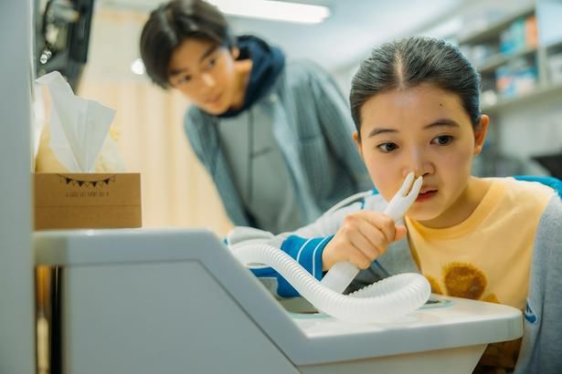 『さとこはいつも』で15歳の“さとこ”を演じた姫野花春は、演技経験ほぼゼロから300人を超えるオーディションを勝ち抜いた [c]2026 「さとこはいつも」製作委員会
