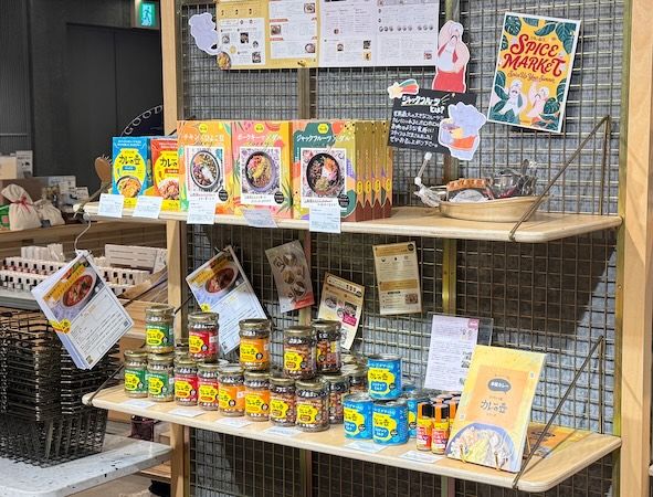 カレーの壺 レトルトシリーズ、発売2ヶ月で全国約200店舗に導入・累計約8,000個を出荷