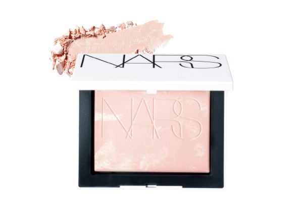 NARS ライトリフレクティング プリズマティックパウダー プレスト