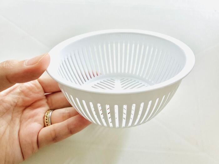  【セリア】小さいのに、ここまで使える！？洗う・混ぜる・水切りまでおまかせの万能キッチングッズ