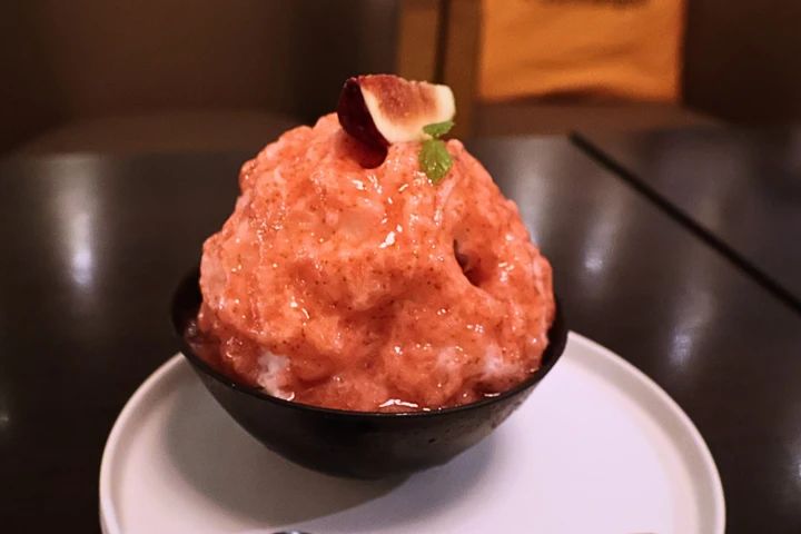 クー・オ・ミディの無花果パフェ氷