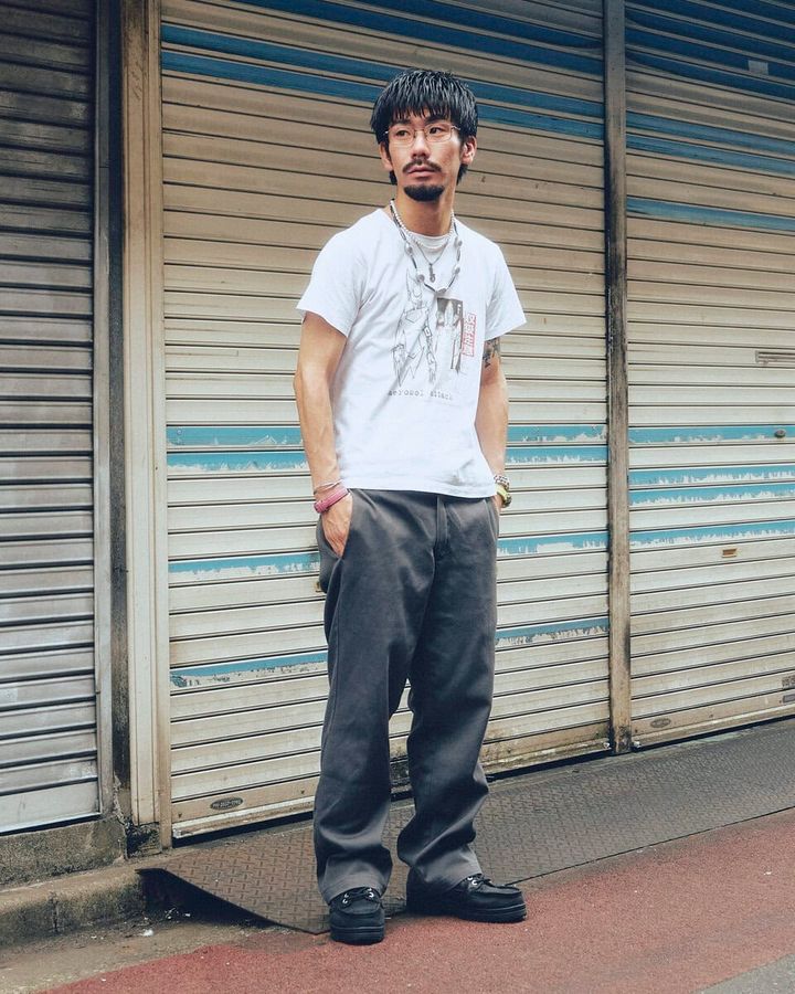 【30代スナップ＠明大前】いい意味で“ディッキーズをより雑に穿いた”着こなし