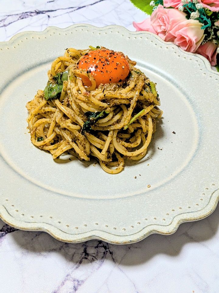 磯の香りただよう【たらこと三つ葉の海苔パスタ】