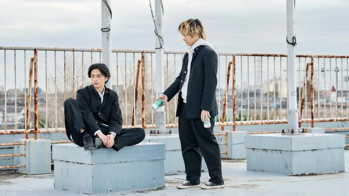 夜ドラ「税金で買った本」第16回より ©️NHK