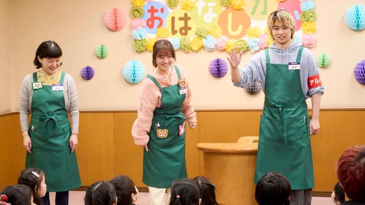 夜ドラ「税金で買った本」第16回より ©️NHK
