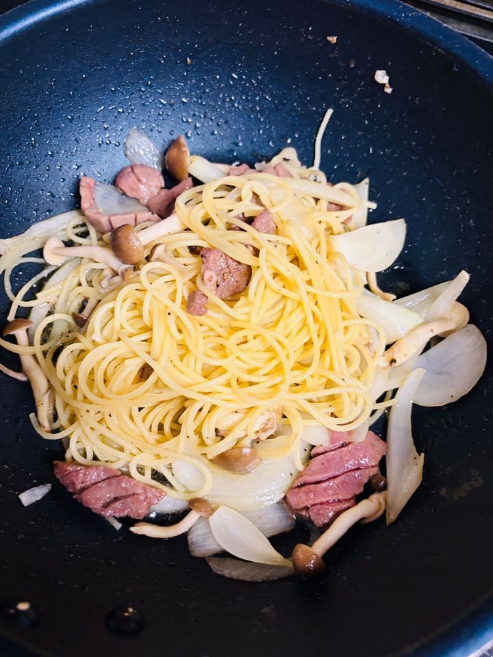 牛タンねぎ塩パスタ