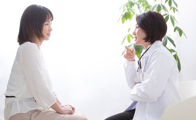 閉経・肥満・未産が高リスク！50代に急増する「子宮体がん」の見逃しがちな症状は？【医師監修】
