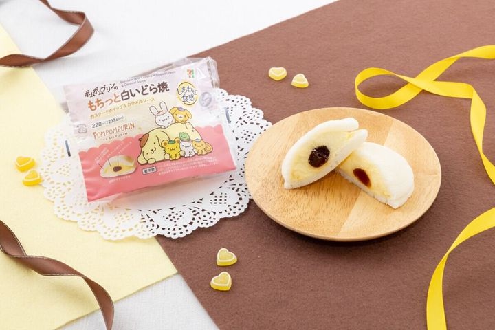 ポムポムプリンの白いどら焼と中身が見える断面