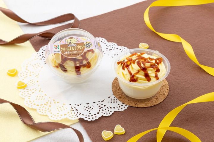 ポムポムプリンのクリームミルクプリン2個と飾り付け
