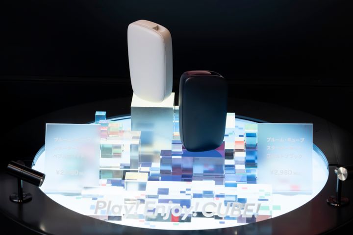 ころんと可愛い「Ploom CUBE」がモノトーンカラーで登場。MIYASHITA PARKで期間限定イベントも開催