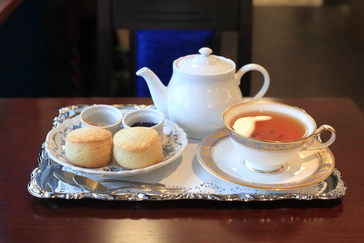 和紅茶のふくよかな味わいを楽しみながら…レトロ喫茶でほっとひと息。愛知・半田「和紅茶喫茶メロウ」