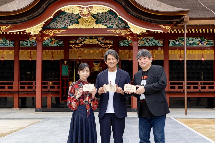 織田裕二、太宰府天満宮で『踊る大捜査線』大ヒット祈願 参拝客から「あおしまー！」の声