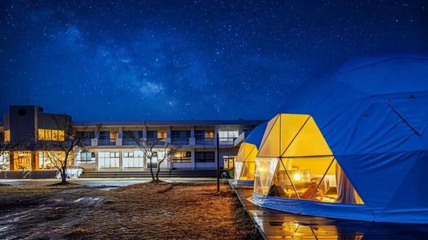 【福岡県東峰村】旧小学校をリノベーション！愛犬と過ごせる「THE DOG CAMPUS -KOISHIWARA-」誕生
