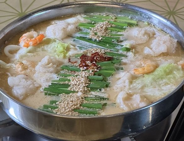 【長崎県佐世保市】博多あじ処 はす屋が限定鍋「長崎ちゃんぽん風もつ鍋」を提供開始。ひとり鍋にも対応