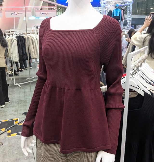 シーンレスニットペプラム