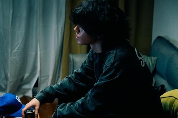 【写真を見る】龍之介、拓海、埜本ら3人の底知れぬ狂気を捉えた最新場面写真 [c]2026「mentor」製作委員会