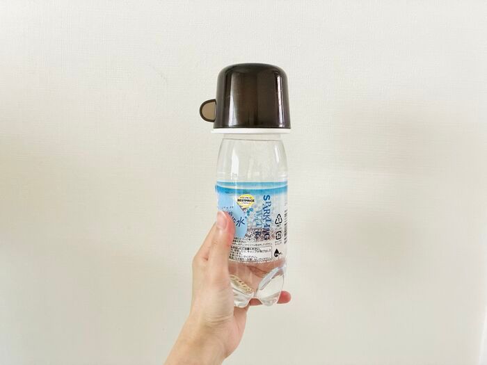 【ダイソー】取り付けコップが秋のお散歩に大活躍の予感♪水筒に入れにくい飲み物にも使えました！