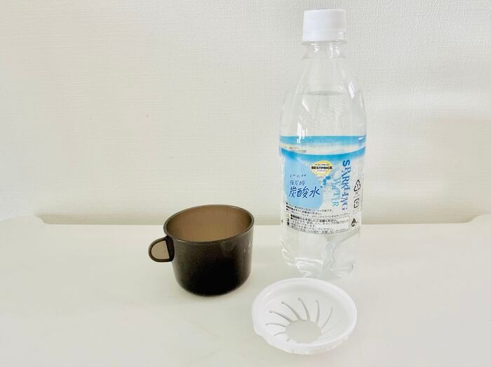 【ダイソー】取り付けコップが秋のお散歩に大活躍の予感♪水筒に入れにくい飲み物にも使えました！