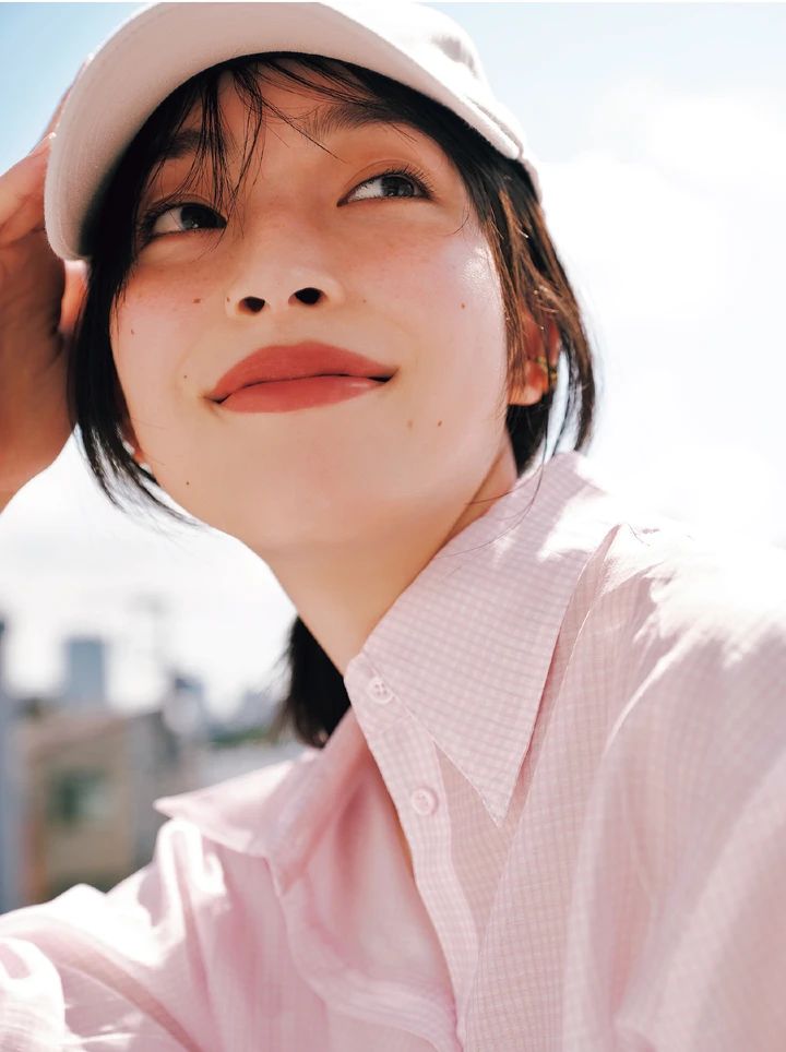 アクティブな日×ラフに効かせるチェリーレッド