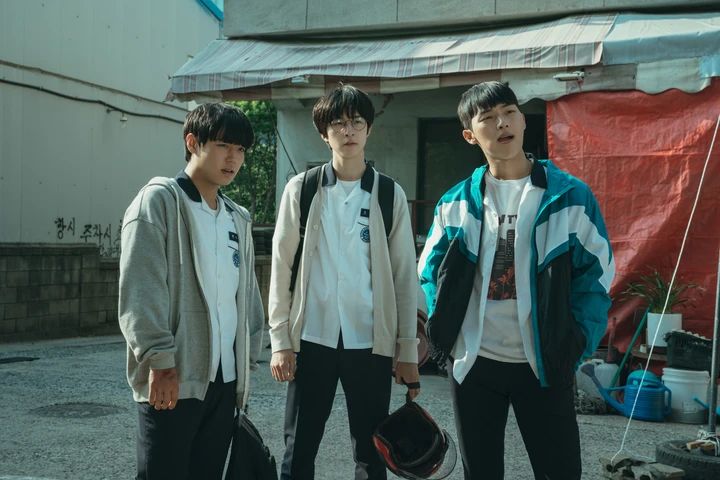 弱いヒーローClass1：シウン、ボムソク、スホ