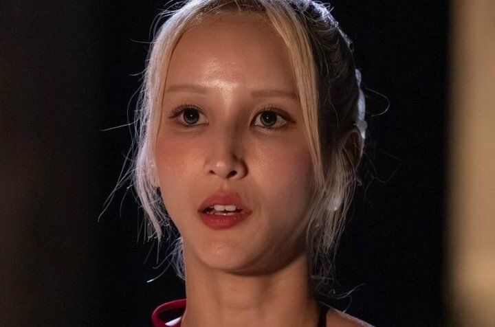 【写真・画像】27歳バーレスクダンサー、31歳元体育教師から猛アタックされ「守ってくれそうな人が好き」 1枚目