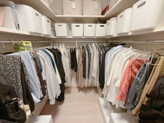 整ったクローゼット