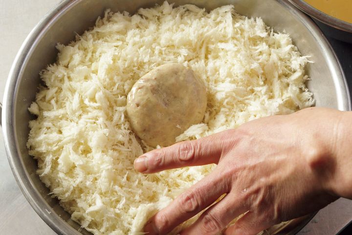 パン粉をつける