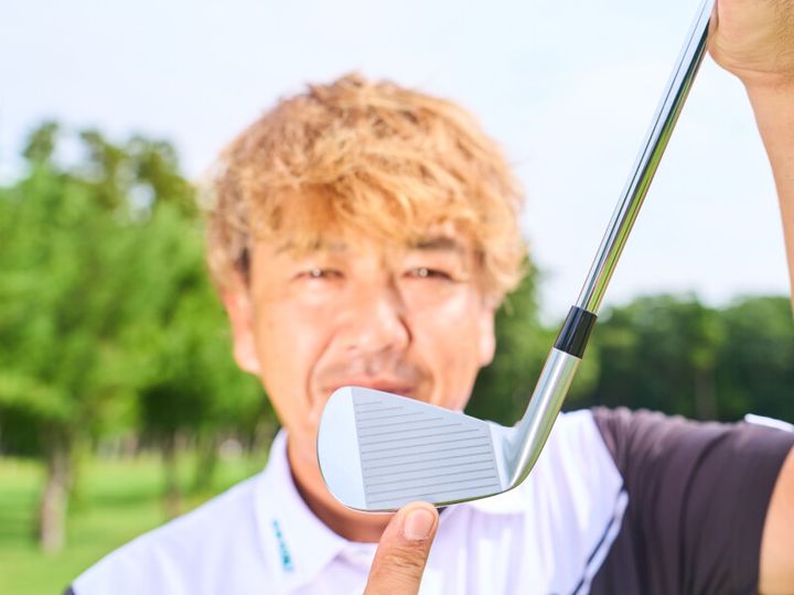 優勝プロ愛用のアイアンから新作が登場！２つの新モデル、あなたはどっち派？