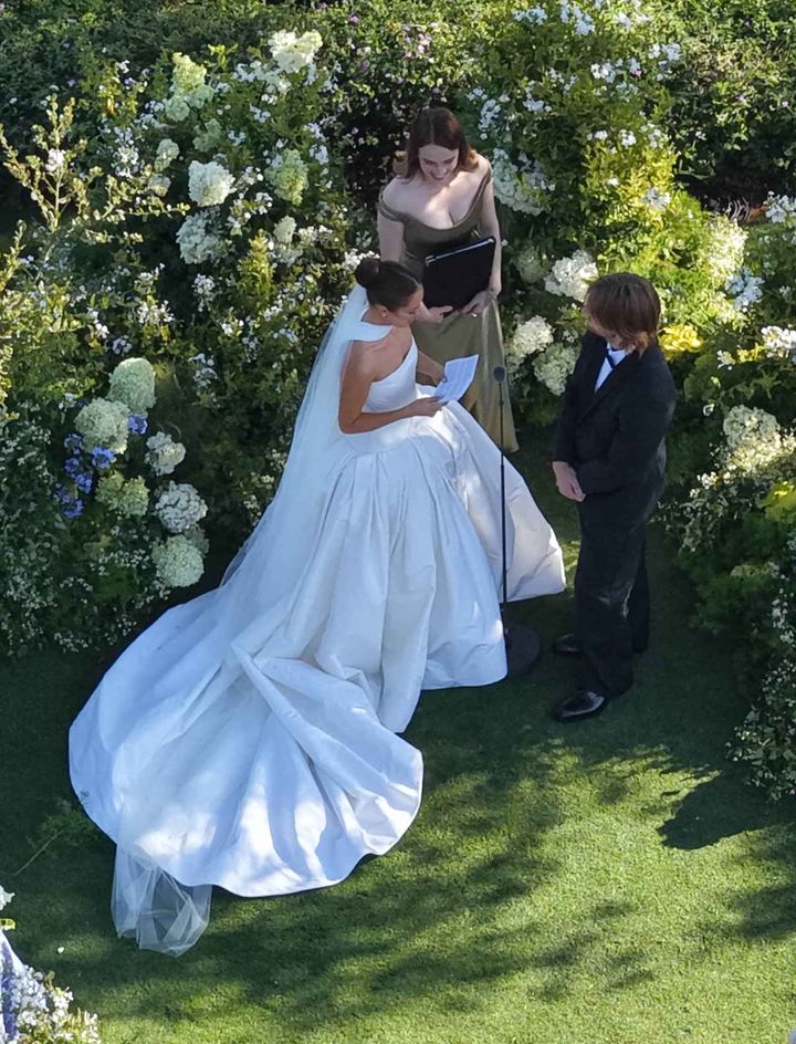 画像: 兄の結婚式で大役を果たす