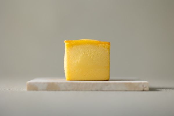 東京 高円寺、バスクチーズケーキが話題のカフェ 「RAD BROS CAFE」がチーズケーキ専門店「WEEKEND' CHEESECAKE」としてOPEN