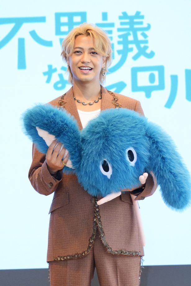 「親目線で、授業参観みたいな気分で楽しんでください」と話す髙橋海人さん 撮影：ソムタム田井