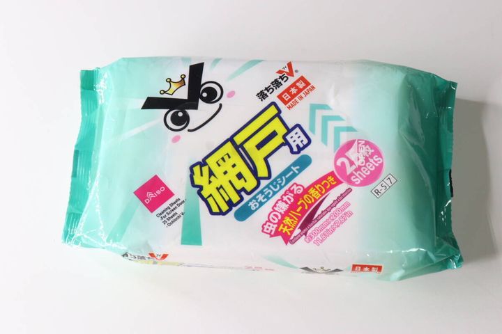 「落ち落ちV網戸用おそうじシート」のパッケージ全体