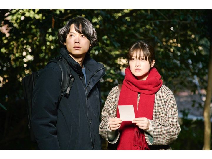 今月はじっくり堪能する秋映画がトップ5にイン！ 松村北斗＆今田美桜が出演する東野圭吾ミステリーも入っていますよ。では5位からいってみましょう。※画像：©2026「白鳥とコウモリ」製作委員会